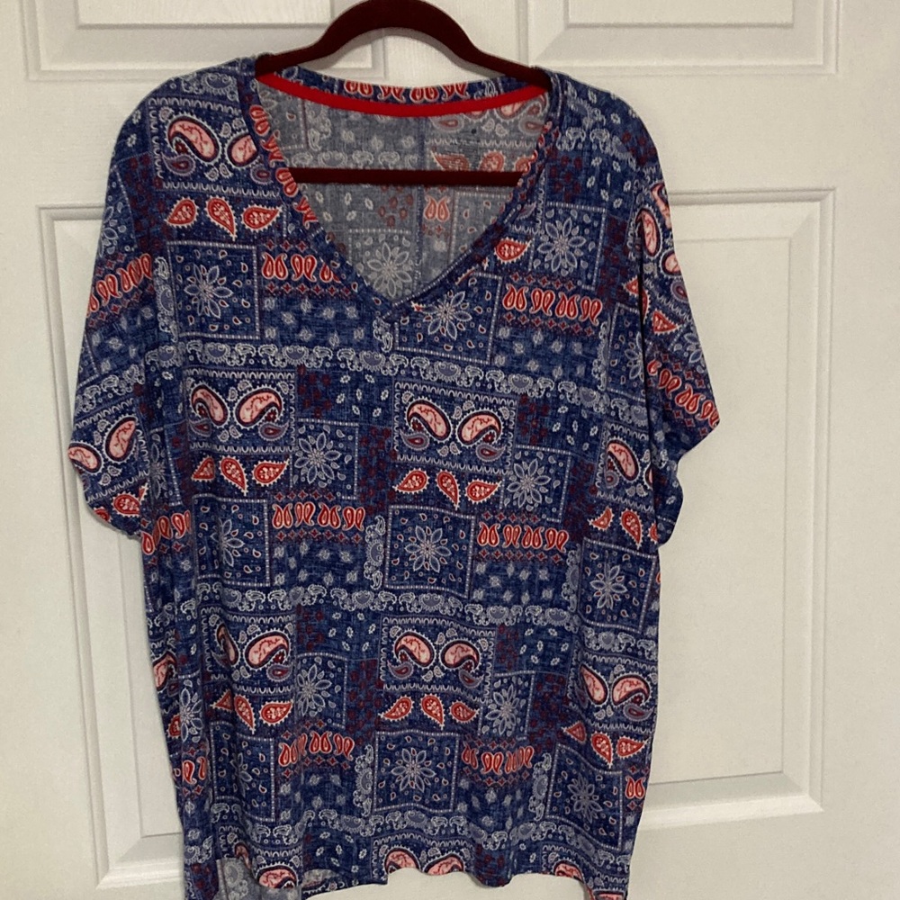 Blue and Red Paisley Bandana print 2 piece pajama sets - Picture 2 of 9